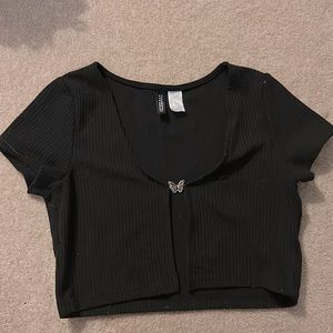 Adorable cardigan-eske top!!